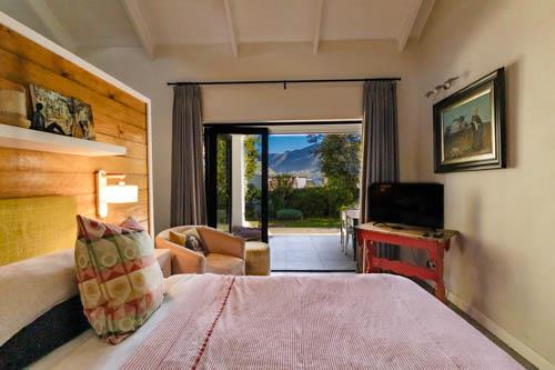 2 Bedroom Property for Sale in Sandbaai Western Cape